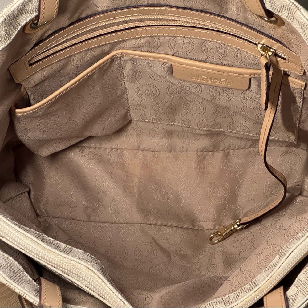 Michael Kors Light Beige MK Logo Tote with Beige Straps - Picture 9 of 13
